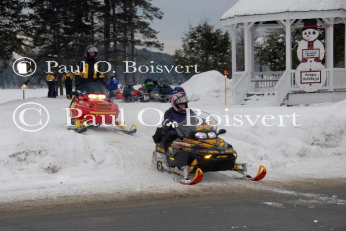 Snowmobile 85-18-00016