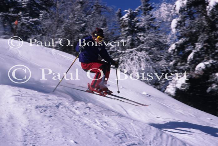 Sports-Skiing 75-55-08141