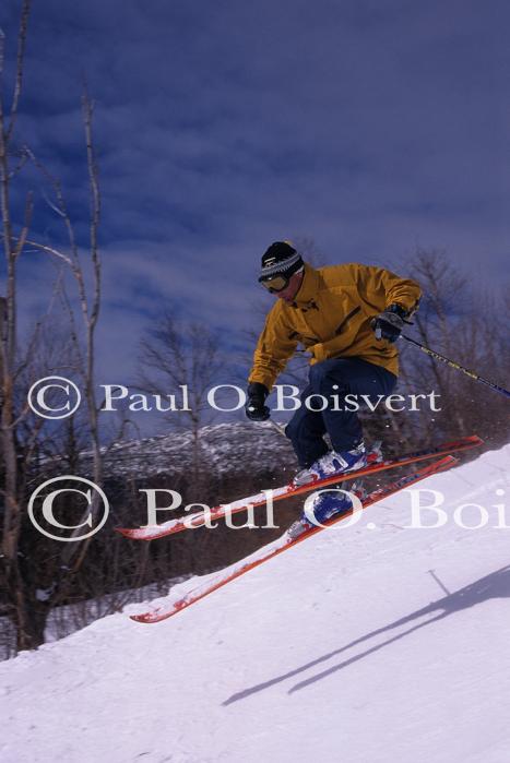 Sports-Skiing 75-55-08470