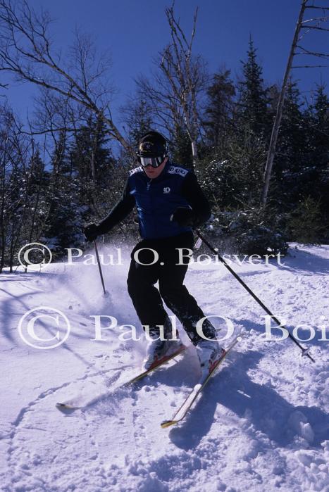 Sports-Skiing 75-55-09194