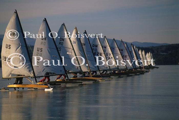 Sports-Iceboat 75-31-00558