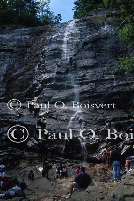 Scenery-Waterfalls 70-25-00587