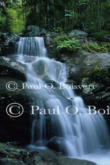 Scenery-Waterfalls 70-25-00834