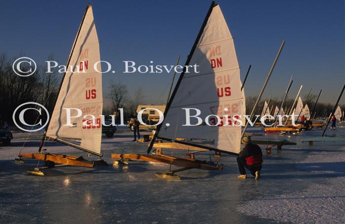 Sports-Iceboat 65-18-00014