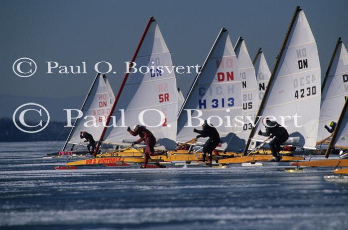 Sports-Iceboat 65-18-00186