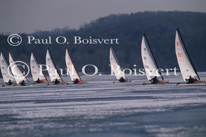 Sports-Iceboat 65-18-00200