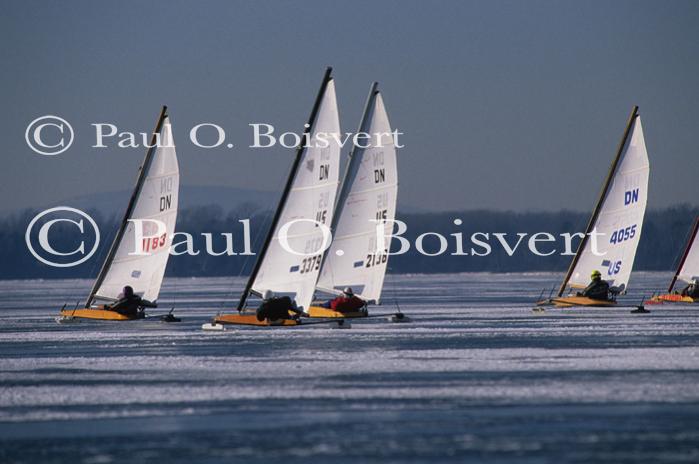 Sports-Iceboat 65-18-00207