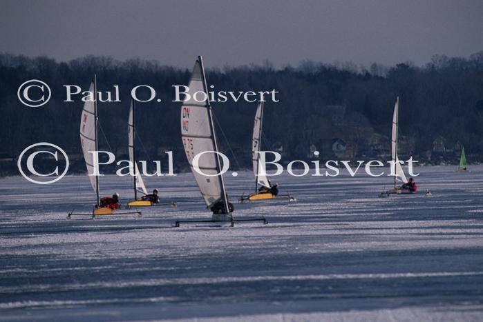 Sports-Iceboat 65-18-00223