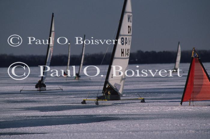 Sports-Iceboat 65-18-00224