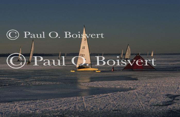 Sports-Iceboat 65-18-00263