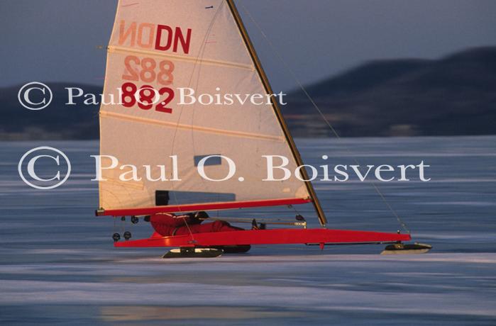 Sports-Iceboat 65-18-00274