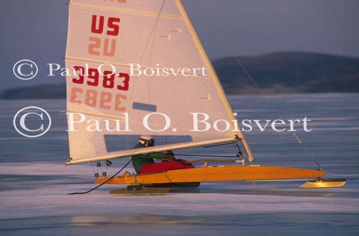 Sports-Iceboat 65-18-00279