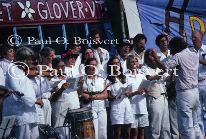 Bread & Puppet 65-05-00051