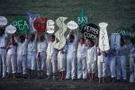 Bread & Puppet 65-05-00263